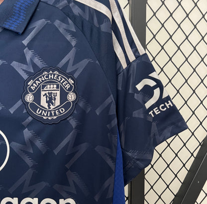 24/25 Manchester United Away Kit