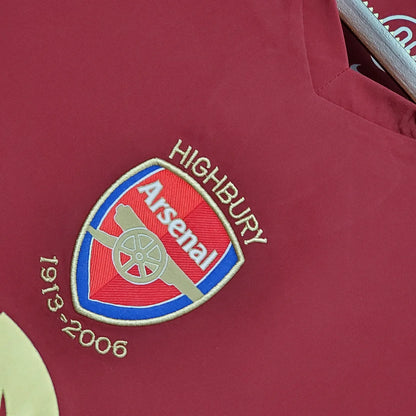 2005/06 Arsenal Retro Kit